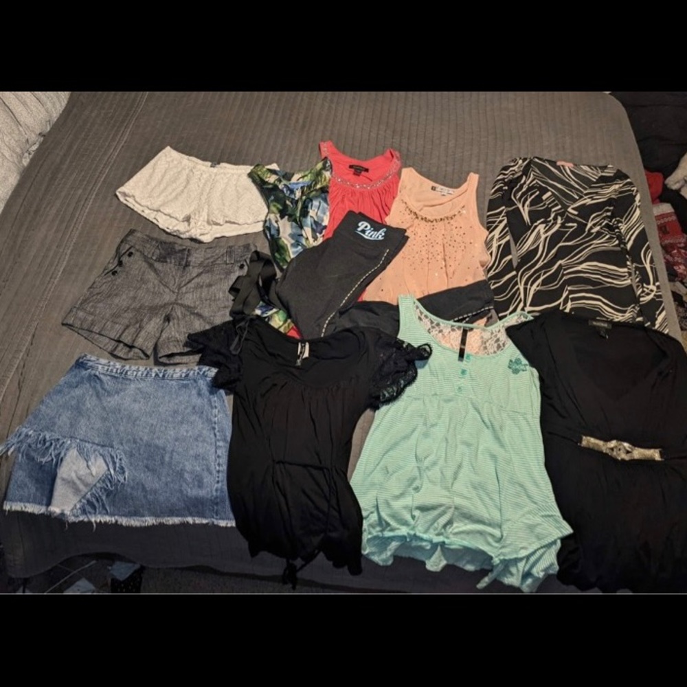 XS / Small Designer Clothing Lot: 2 Shorts, 1 Skirt, 1 Pants, 7 Blouses